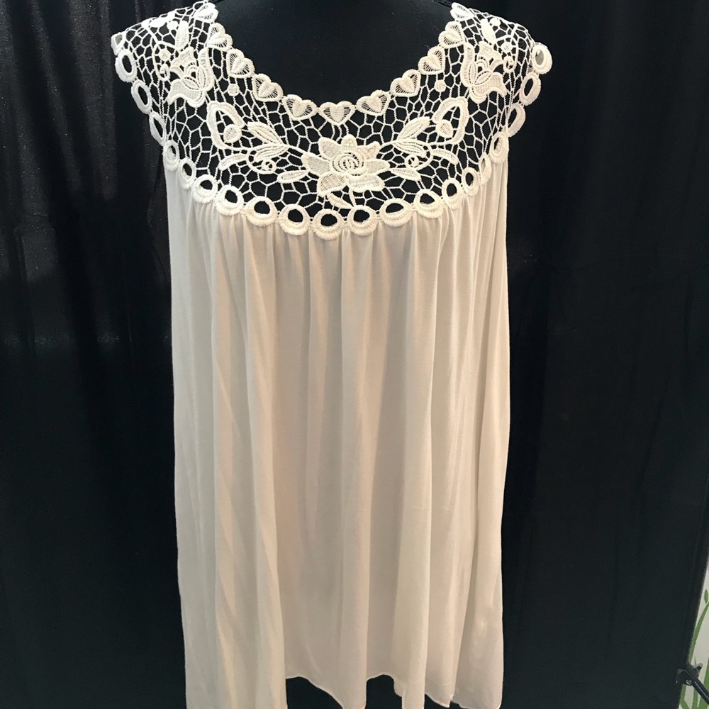 30% OFF BUNDLES plus size blouse